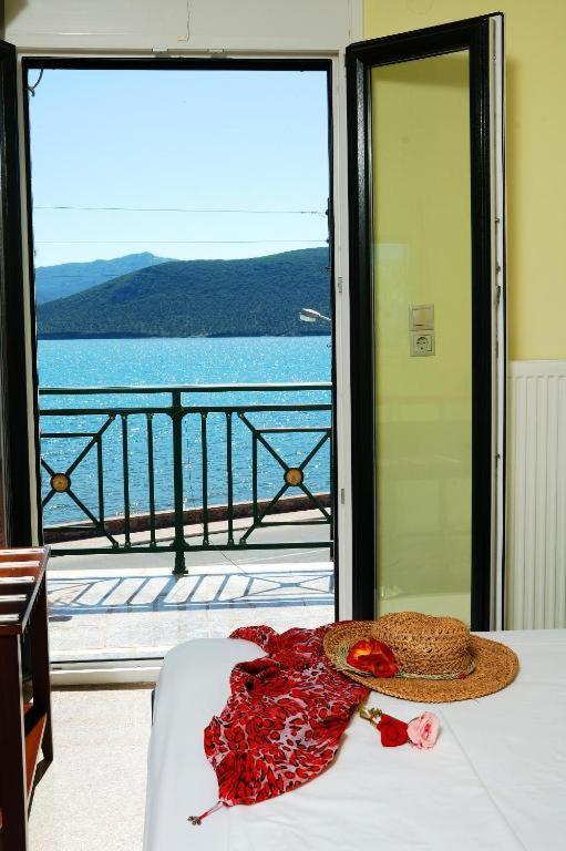 Ariadnes Holiday Accommodation I Apidias Lakos Esterno foto